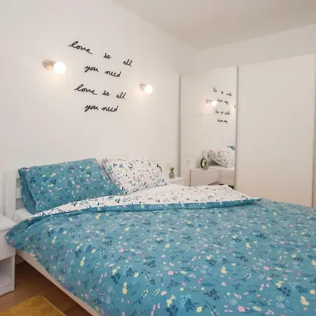 Mia Apartment